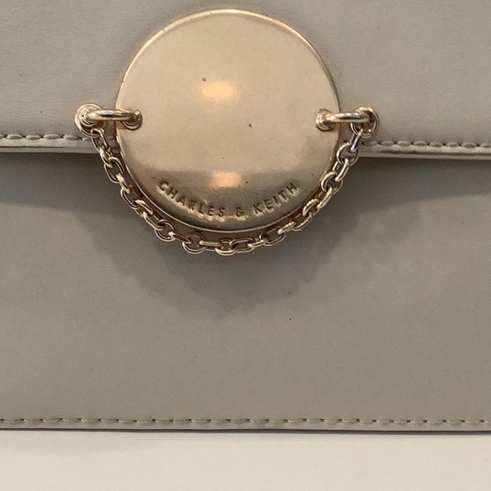 CHARLES & KIETH PURSE